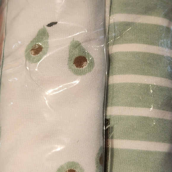 Carter's Crib Sheets - White and Green - Picture 2 of 5